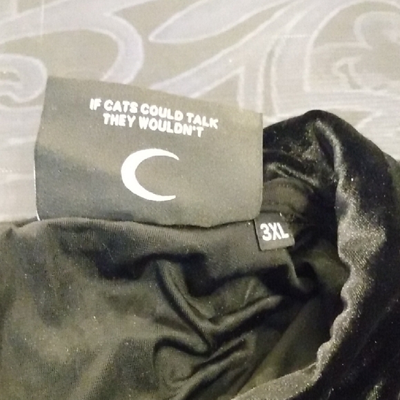 Killstar Elegant Black Velvet Dress - Picture 7 of 8